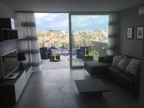 MSIDA – New 2 Bedroom Penthouse with big terrace overlooking the marina available for rent