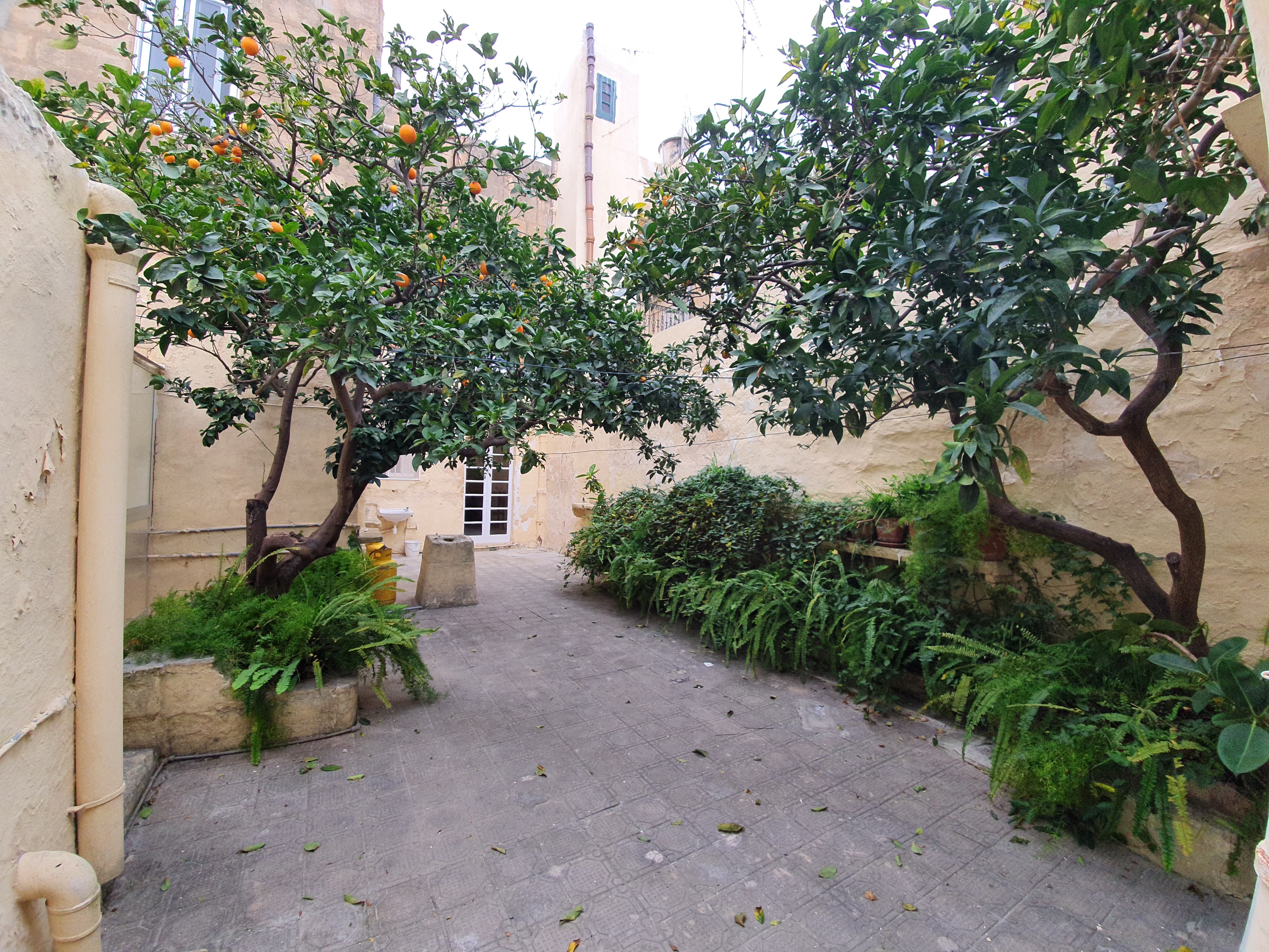 MOSTA – Unconverted TOWN HOUSE For Sale