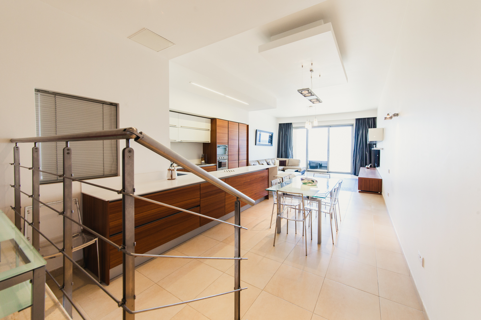 Qui-Si-Sana, Sliema – A Spacious Modern Seafront 3 Bedroom Apartment for Rent